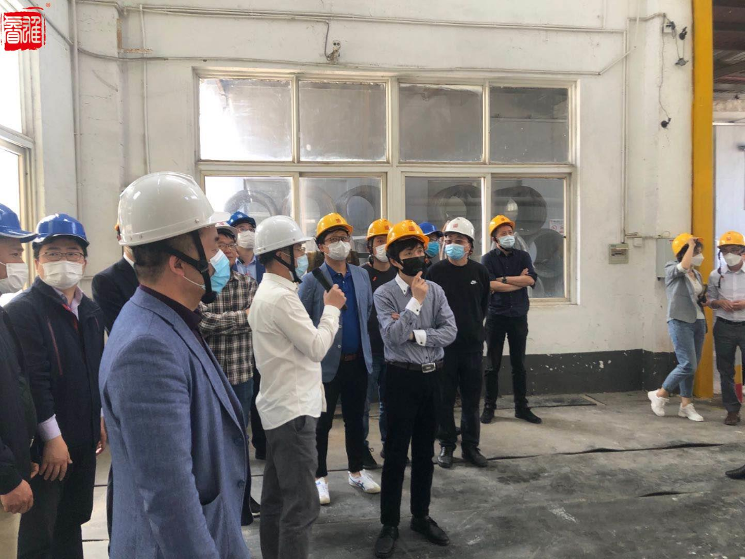 Photo de groupe en usine 3